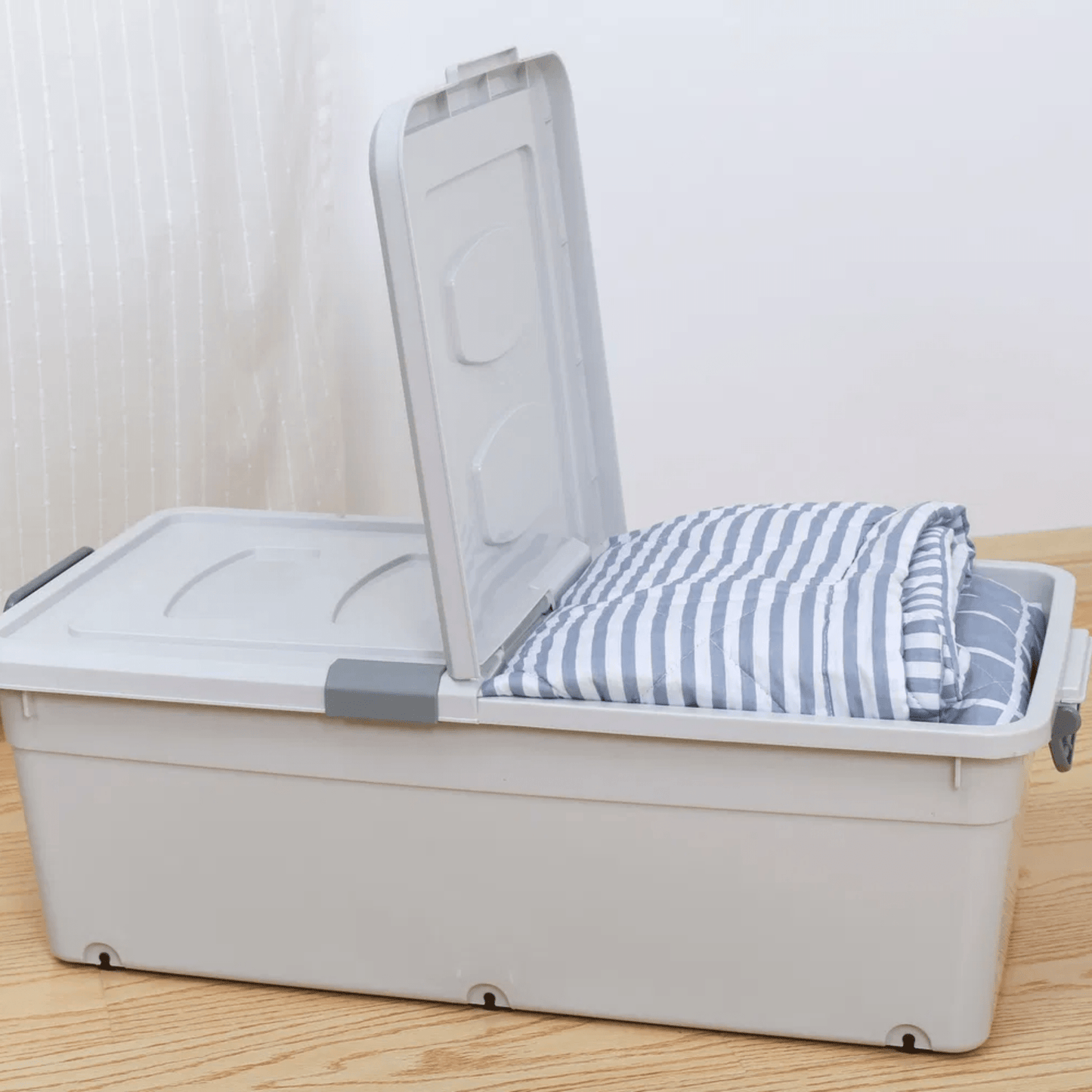 Multifunctional Storage Box with Wheels
