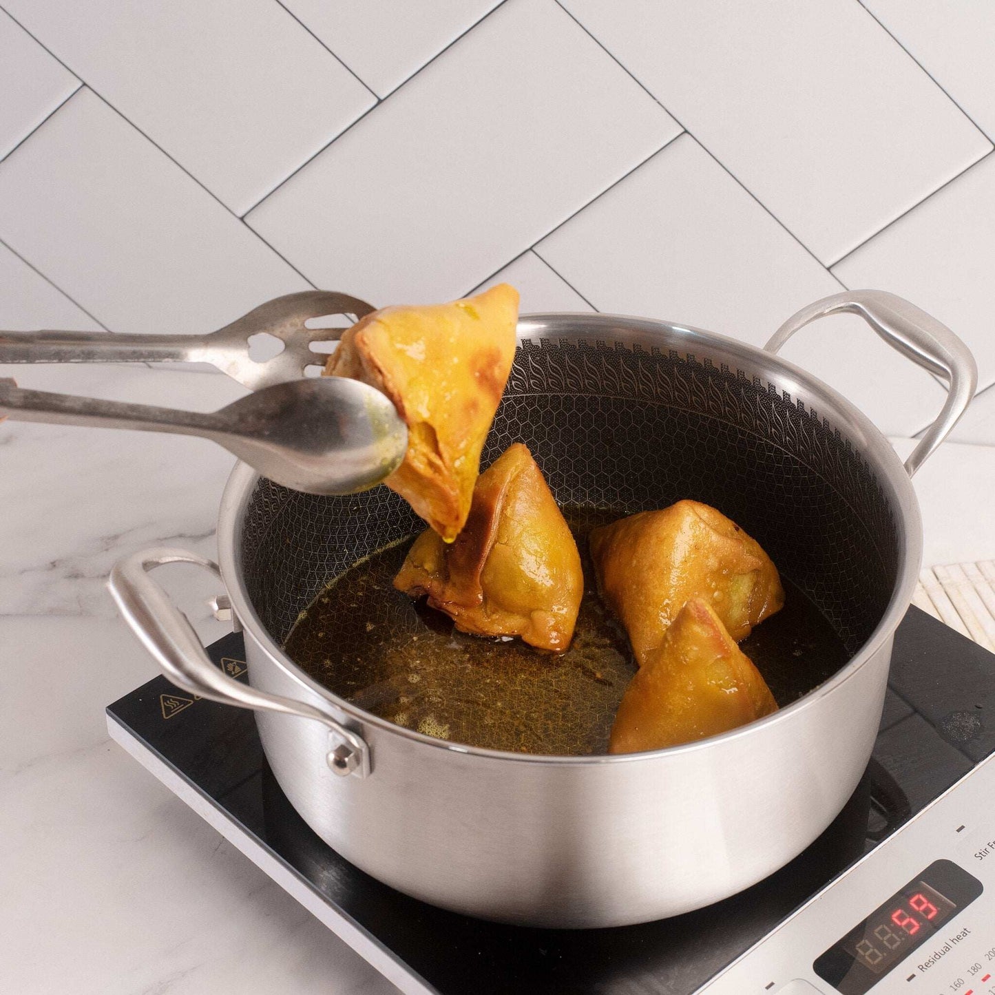 Multi-Purpose Stainless Steel Honeycomb Soup Pot with Lid (24cm)